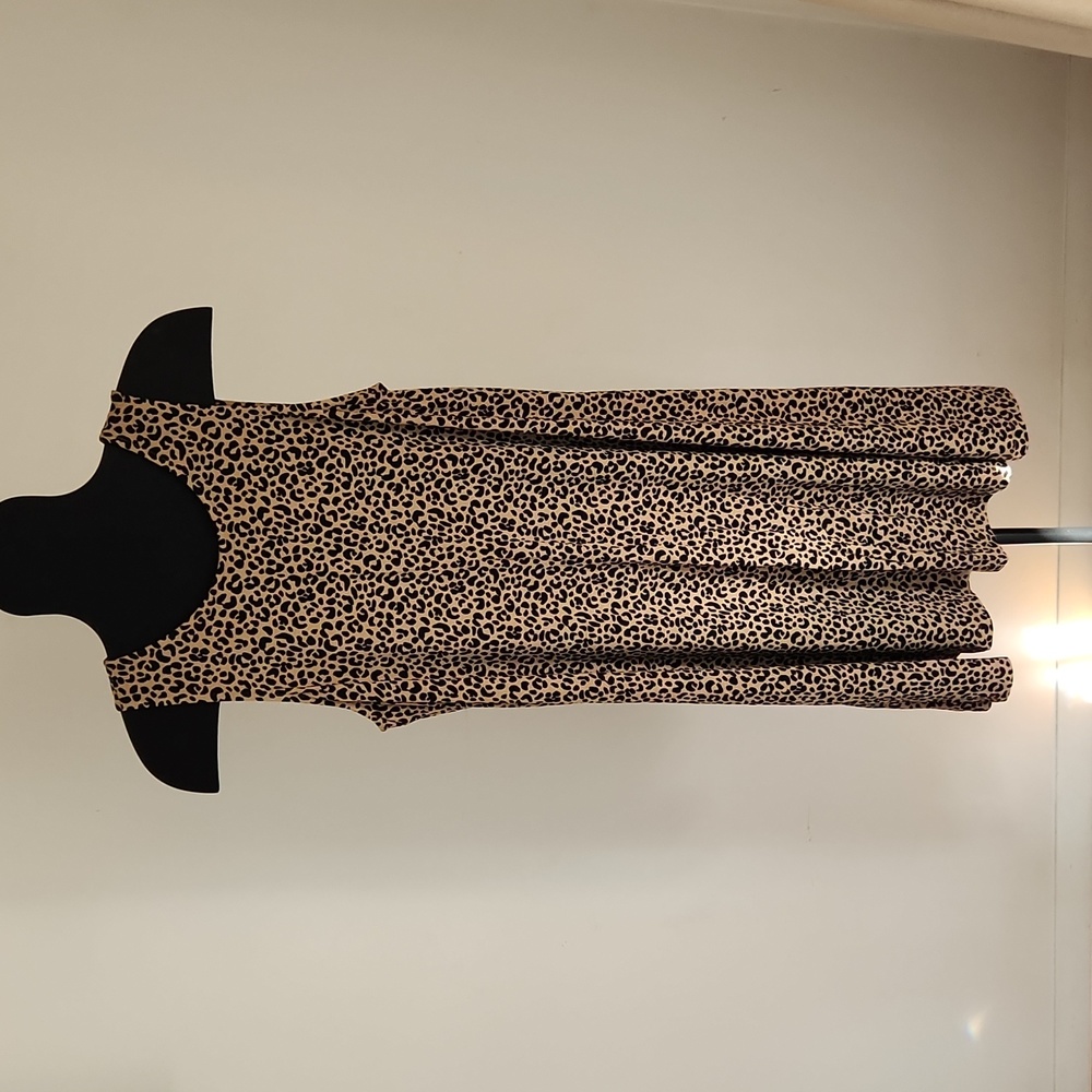 Old Navy black and tan leopard print dress, size large.